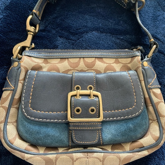 Coach purse - Picture 2 of 3